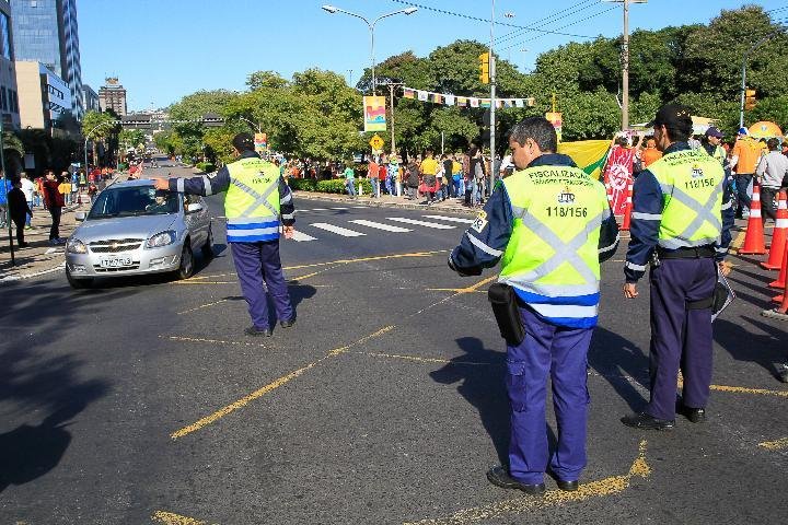 Orienta&ccedil;&atilde;o &eacute; para que o torcedor saia bem cedo, evitando atropelos