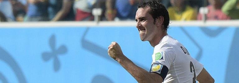 Acompanhe em tempo real duelo entre Uruguai e It&aacute;lia