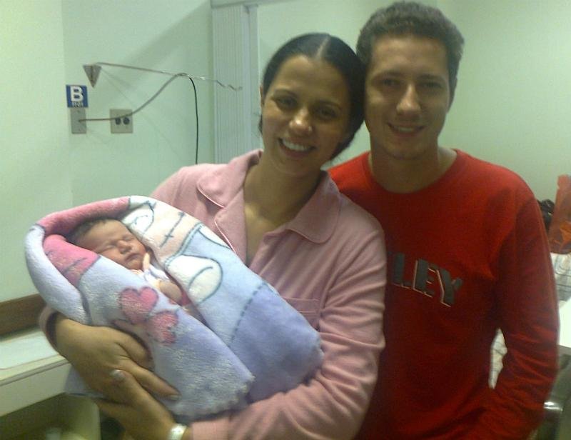 Fam&iacute;lia mora no bairro Sarandi