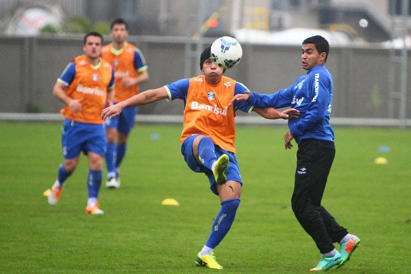 Dudu elogia novo esquema treinado pelo Gr&ecirc;mio  