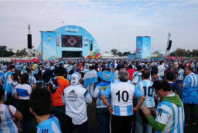 Fan Fest fechou os port&otilde;es no in&iacute;cio da tarde com menos de 15,5 mil pessoas no local
