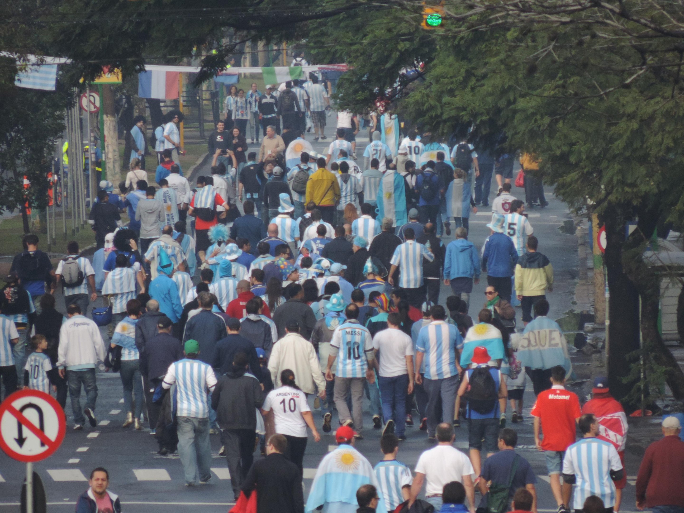 Argentinos foram barrados sem ingresso pela BM