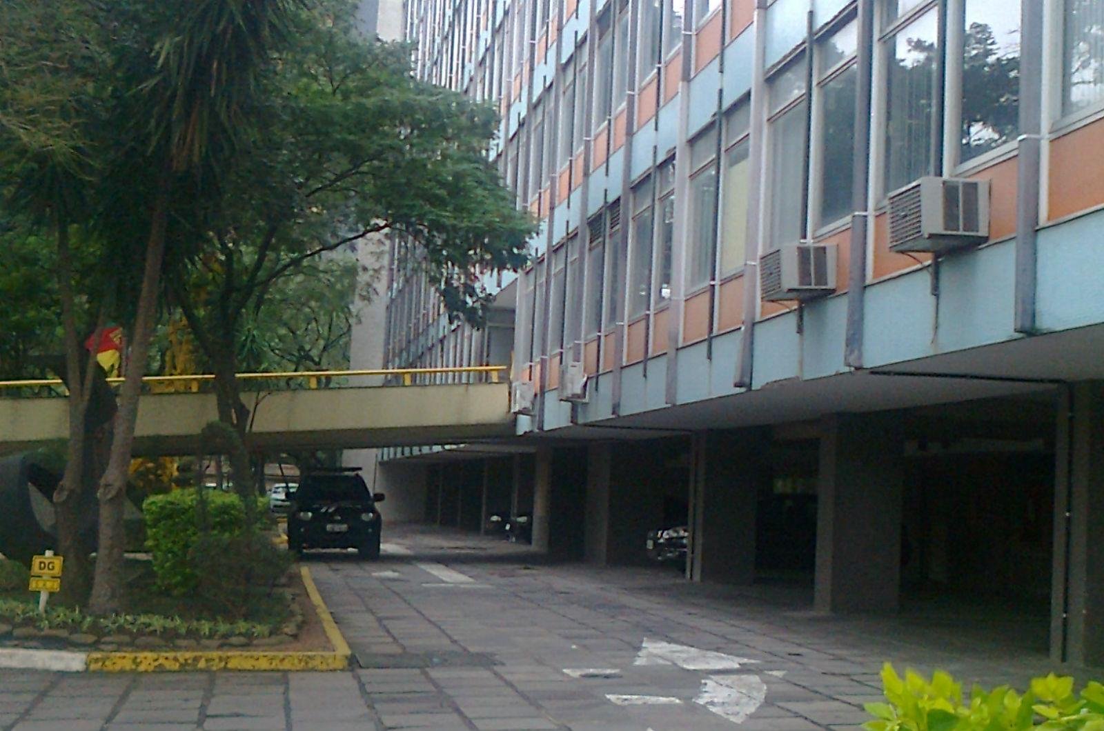 Assaltantes invadem sede do Daer