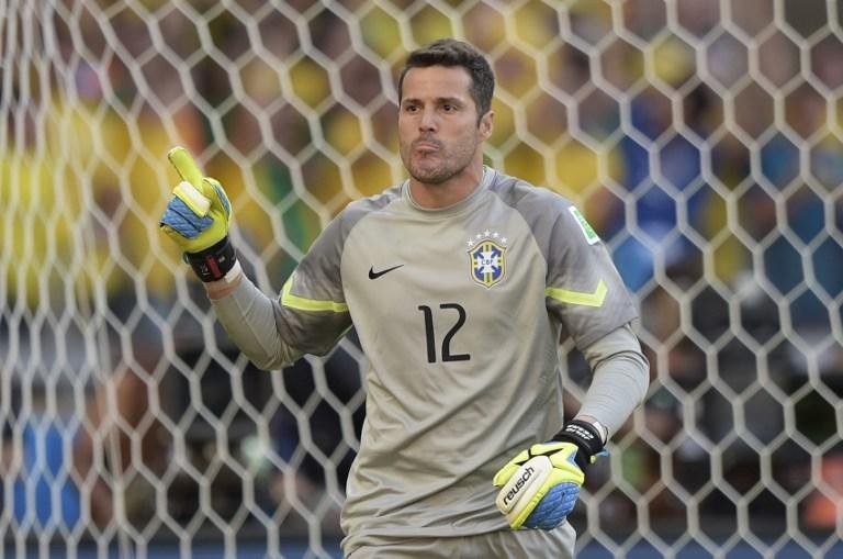 J&uacute;lio Cesar foi decisivo na partida contra o Chile pegando duas penalidades m&aacute;ximas