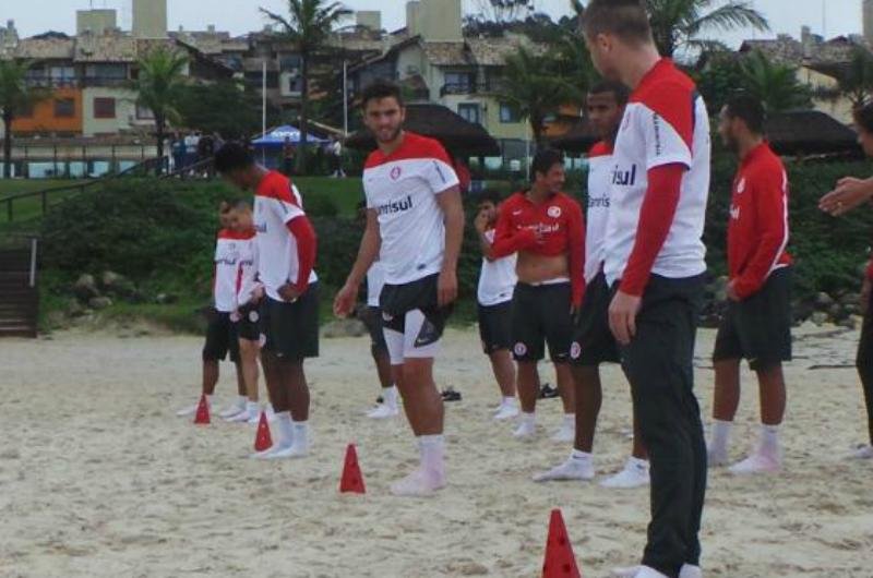 Cl&aacute;udio Winck tem a confian&ccedil;a do t&eacute;cnico Abel