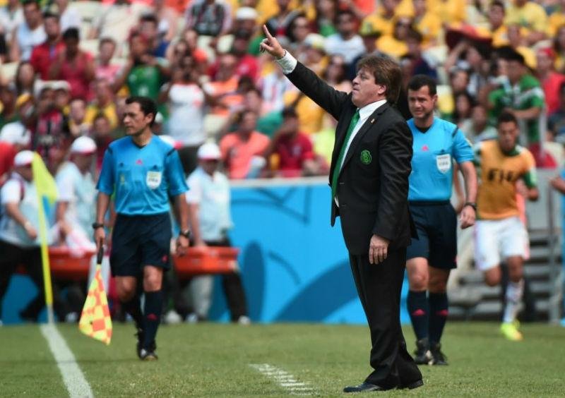 Miguel Herrera reclamou da arbitragem do portugu&ecirc;s Pedro Proen&ccedil;a 