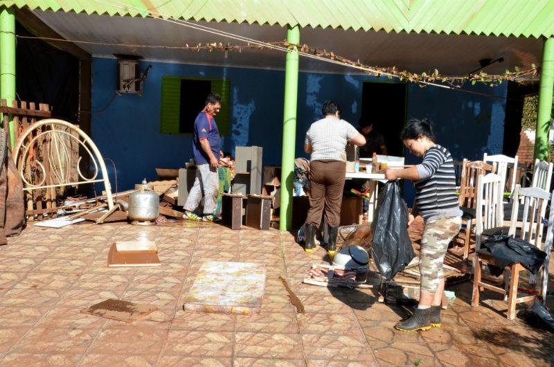 Fam&iacute;lias devem retornar para casa em dois dias