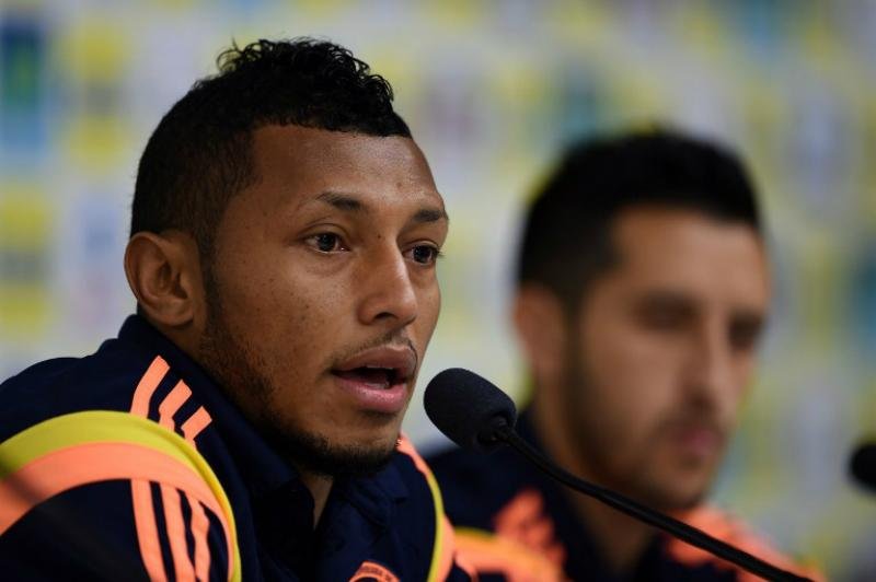 Carlos Vald&eacute;s elogiou Neymar, mas disse que &eacute; preciso ter cuidado com todos os brasileiros
