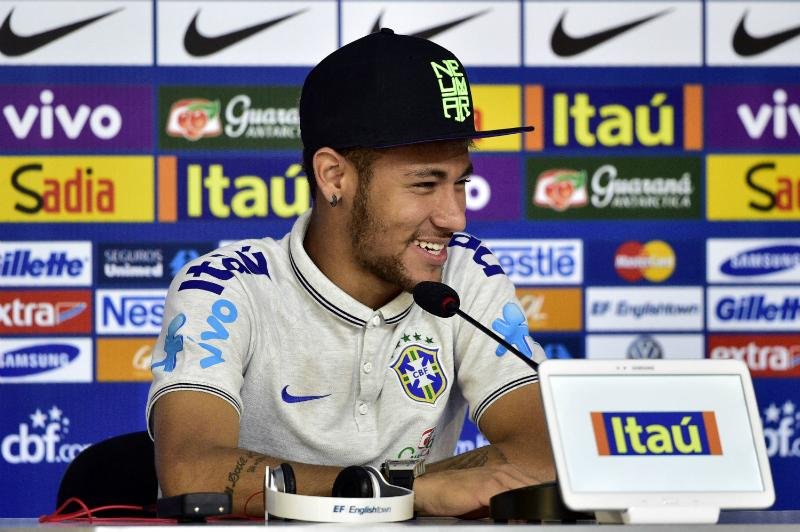 Neymar disse que n&atilde;o se sente pressionado com Copa em casa
