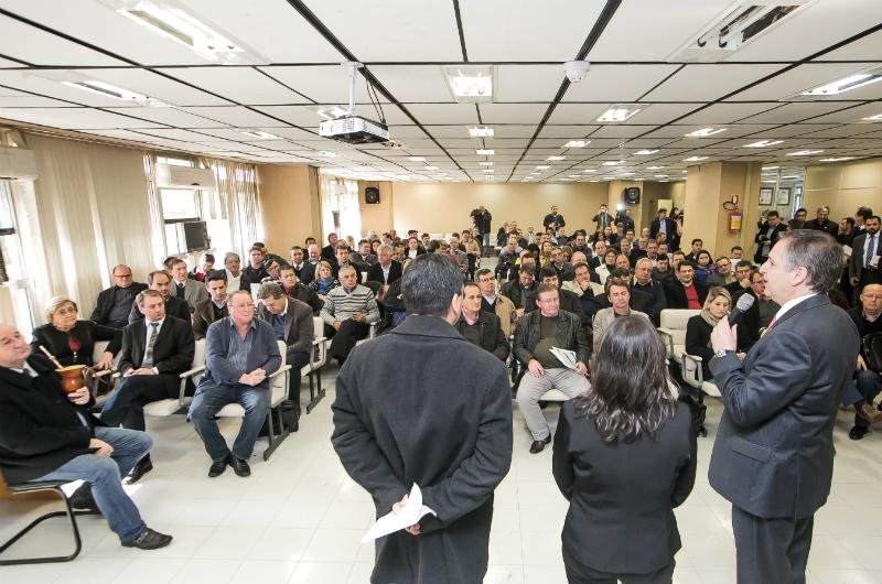 Prefeitos se reuniram com governo do Estado