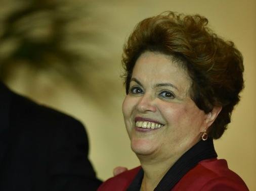 Dilma tem 38% das inten&ccedil;&otilde;es de voto, revela Datafolha