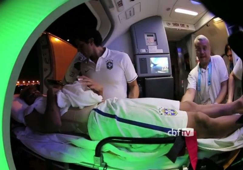 Atacante fraturou terceira v&eacute;rtebra lombar e est&aacute; fora da Copa do Mundo 