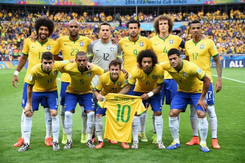 Sele&ccedil;&atilde;o homenageou Neymar antes do jogo com a Alemanha