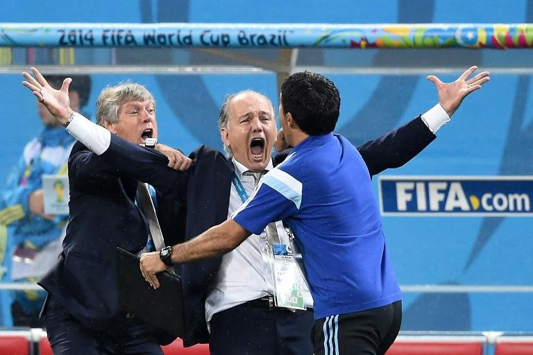 Alejandro Sabella destacou felicidade de chegar &agrave; final, mas lamentou chances perdidas