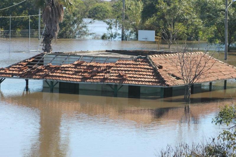Cheia do rio Uruguai ainda castiga Fronteira Oeste