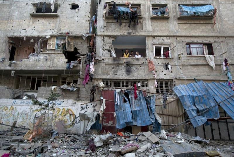 Maior opera&ccedil;&atilde;o em Gaza  desde 2012  j&aacute; matou  76 palestinos 