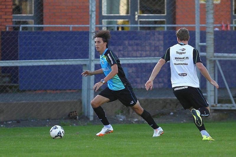 Zagueiro jogou quatro anos em time alem&atilde;o e viu de perto reestrutura&ccedil;&atilde;o do futebol germ&acirc;nico