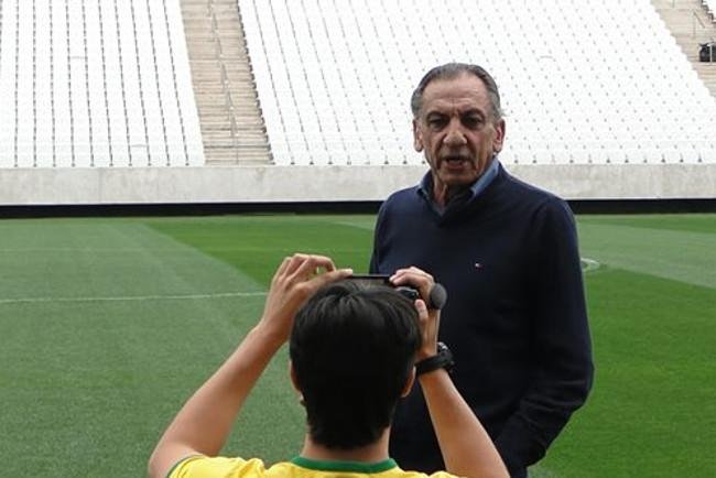 M&eacute;dico conheceu Itaquer&atilde;o, mas lamentou n&atilde;o ver a Copa