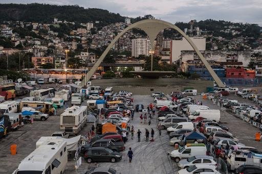 Aerol&iacute;neas tenta atender demanda que se multiplicou para decis&atilde;o contra a Alemanha