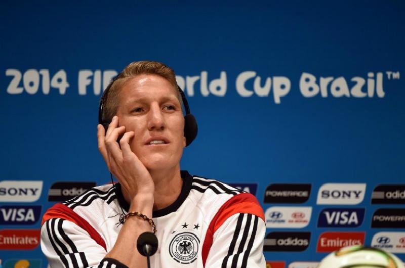 Schweinsteiger &eacute; um dos l&iacute;deres da Alemanha