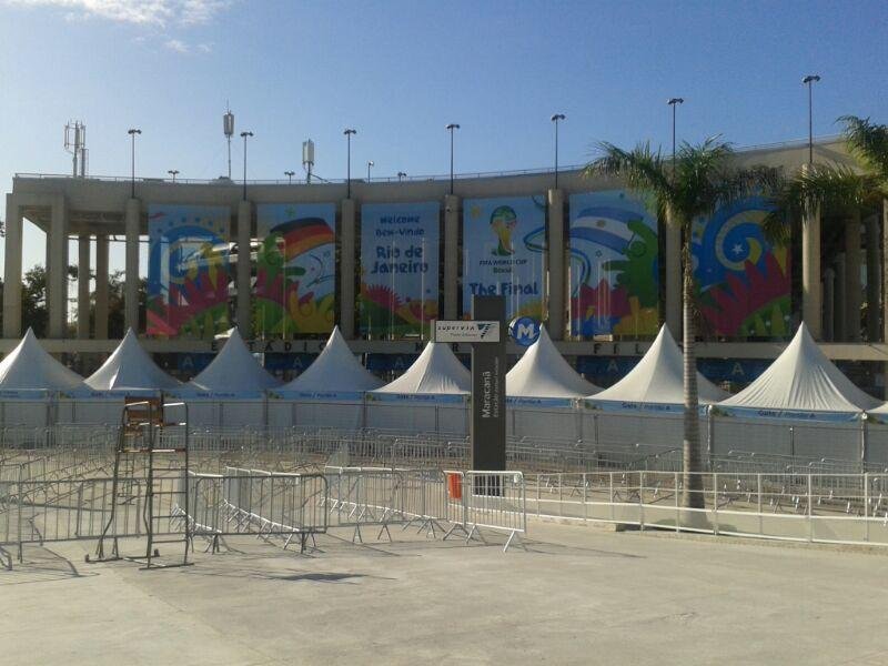 For&ccedil;as de seguran&ccedil;a fecham acessos ao Maracan&atilde; 