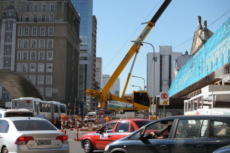 Restri&ccedil;&otilde;es parciais devem continuar pelos pr&oacute;ximos 30 dias