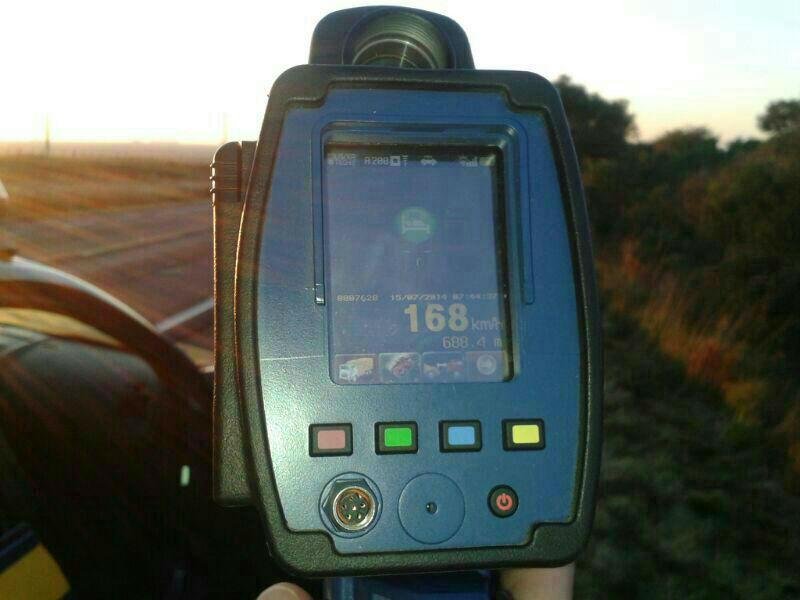 Outro ve&iacute;culo foi pego a 168 Km/h na BR 101