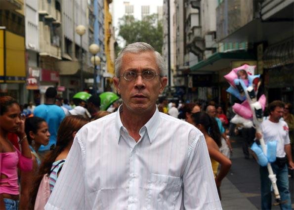 Morreu na madrugada desta sexta-feira o jornalista Jos&eacute; Emanuel Gomes de Mattos, aos 63 anos