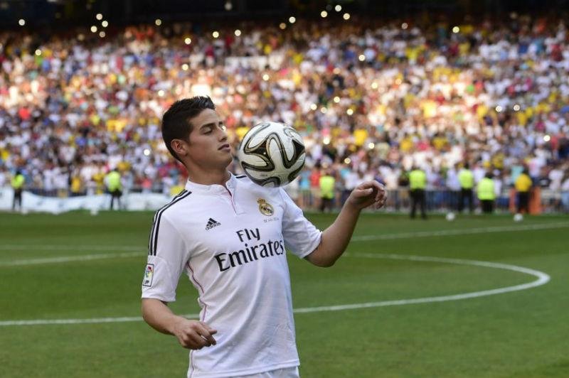 James foi apresentado pelo Real Madrid nesta ter&ccedil;a