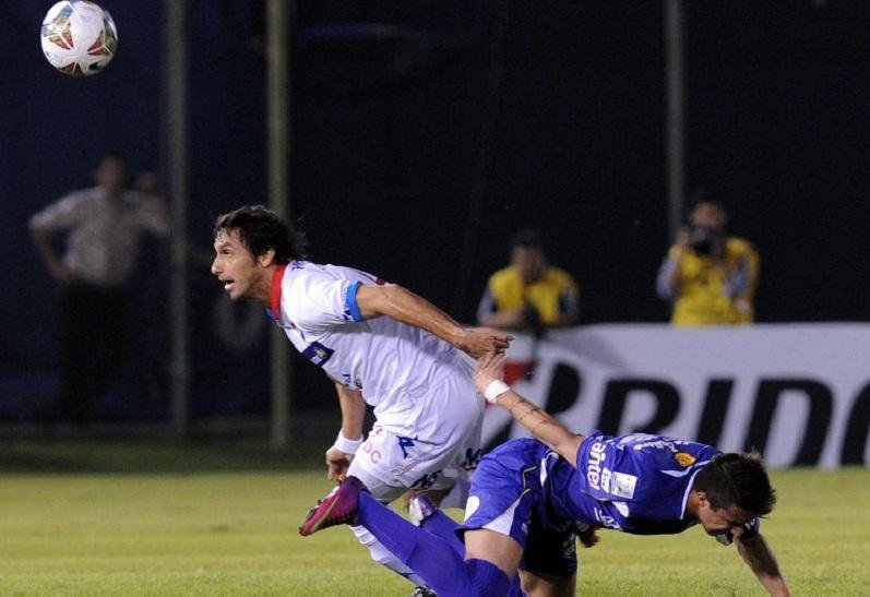 Nacional-PAR estreia semi da Libertadores com vit&oacute;ria sobre o Defensor