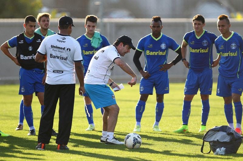 Novo CT entra de vez na rotina do Gr&ecirc;mio