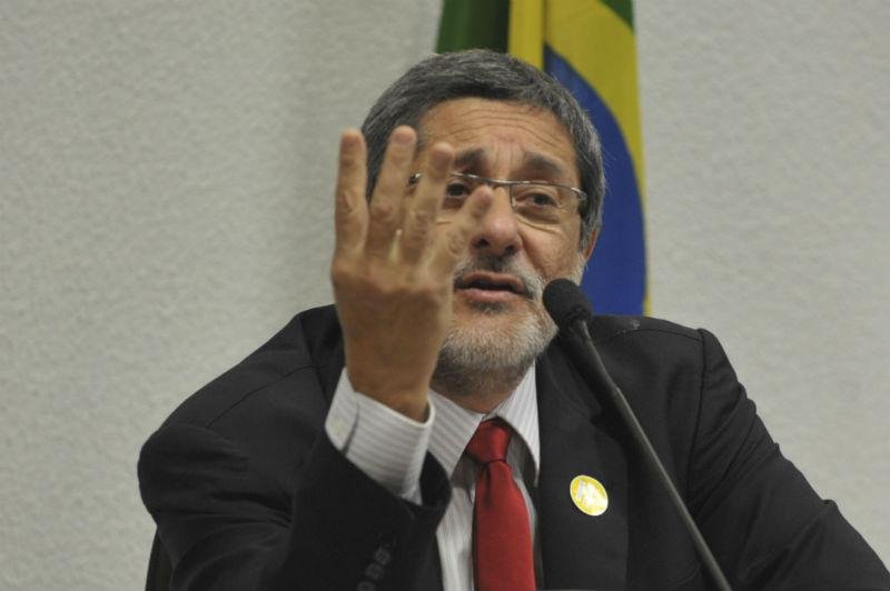Ex- presidente da Petrobr&aacute;s Jos&eacute; Sergio Gabrielli est&aacute; entre os responsabilizados