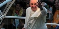 Papa Francisco recebeu camisa de D´Alessandro na passagem pelo Rio de Janeiro