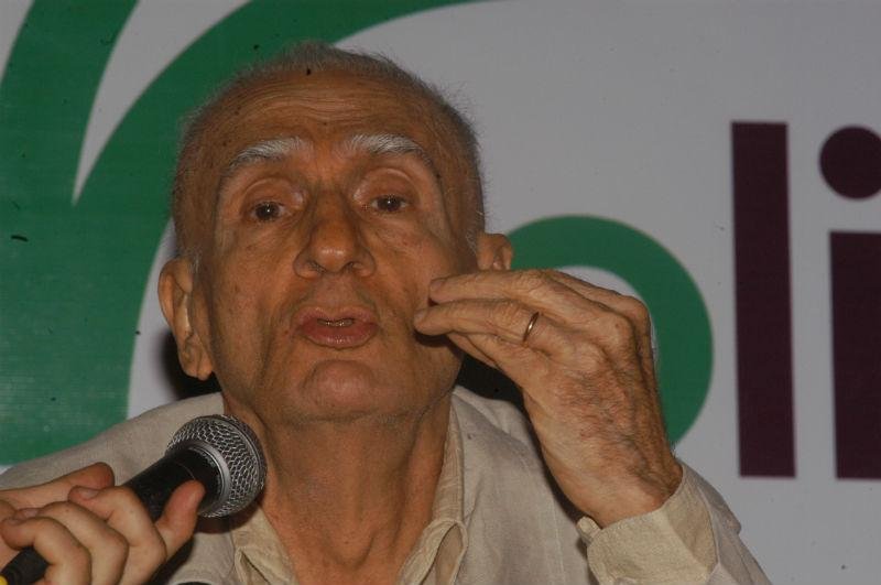 Suassuna foi homenageado na 51&ordf; Feira do Livro da Capital, em 2005 