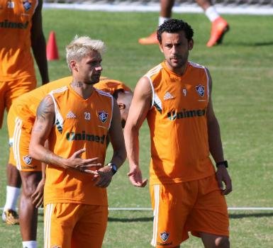 Sobis (E) e Fred (D) no treino do Fluminense