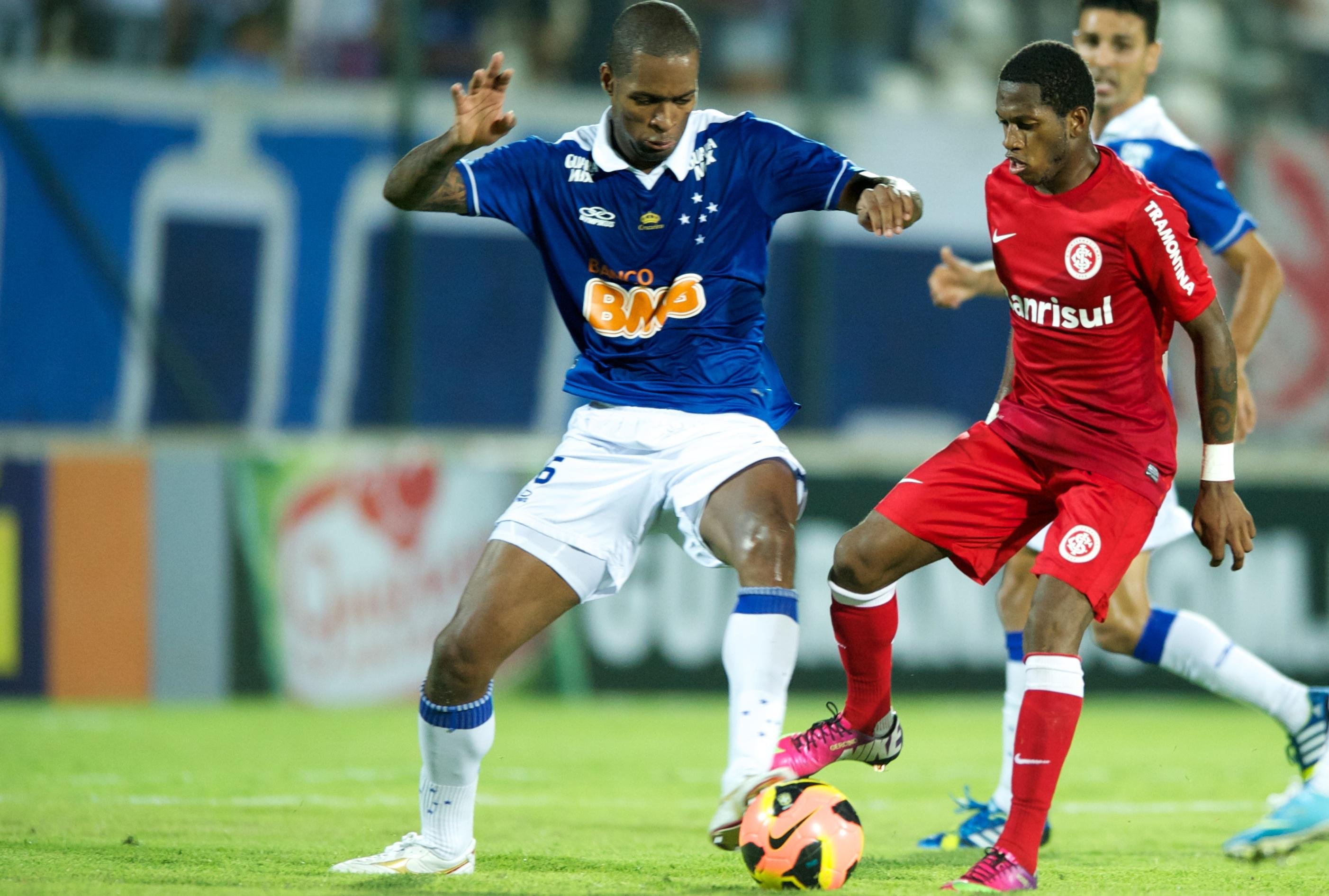 Para voltar ao time ga&uacute;cho, jogador precisaria vir praticamente de gra&ccedil;a