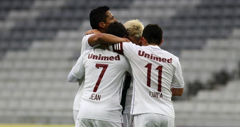 Fluminense goleia o Atl&eacute;tico-PR em plena Baixada