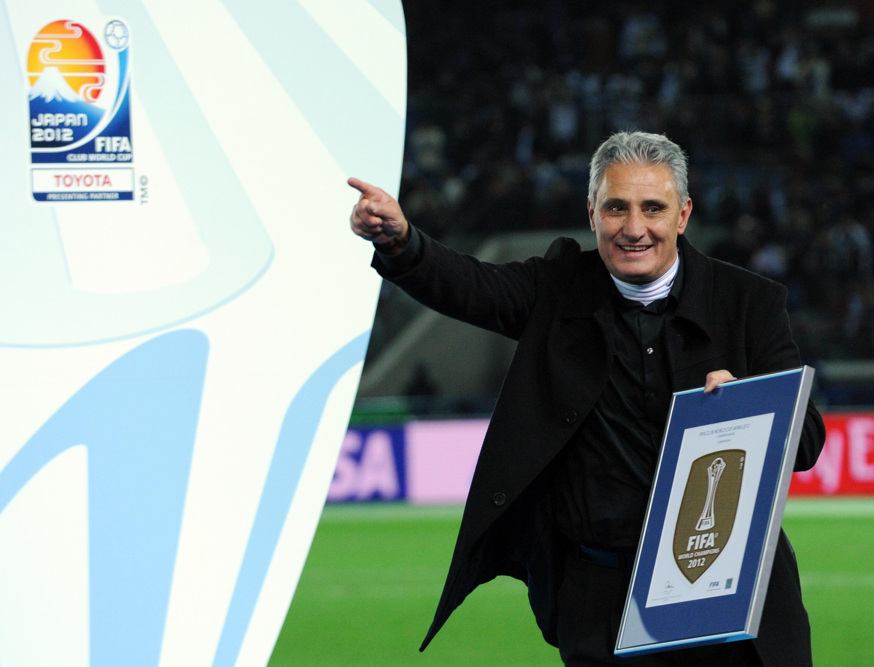 Tite s&oacute; retornar&aacute; ao mercado em outubro, avisa empres&aacute;rio 