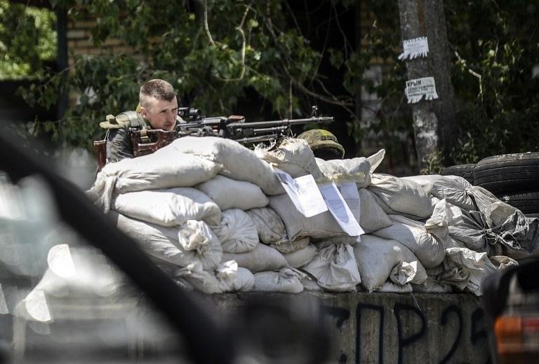 Combates no Leste da Ucr&acirc;nia deixam 14 mortos