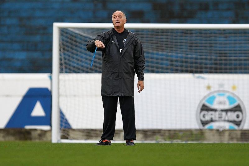 Felip&atilde;o comandou os reservas no primeiro coletivo no Gr&ecirc;mio