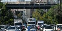 Teste com o tempo proposto foi realizado em abril e gerou problemas no trânsito de Porto Alegre