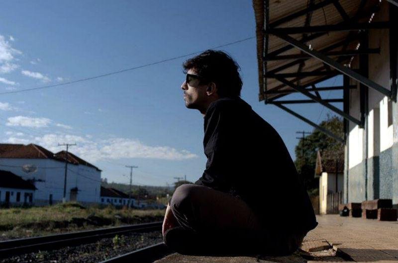 Vinicius Ferreira protagoniza o longa com Marat Descartes 