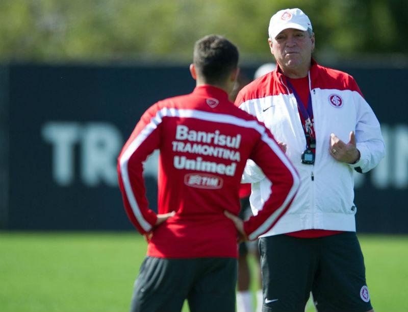Abel Braga diz que resultado do jogo contra o Gr&ecirc;mio n&atilde;o o tira o sono