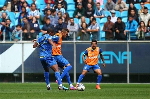 Cerca de 1,3 mil torcedores acompanharam atividade na Arena 