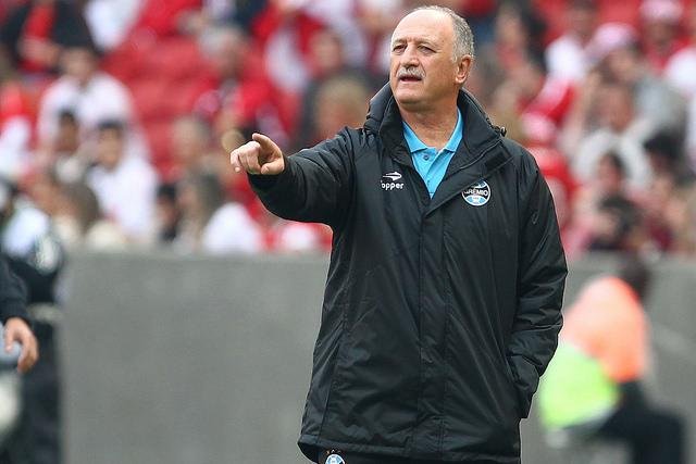 Felip&atilde;o ser&aacute; psic&oacute;logo do Gr&ecirc;mio ap&oacute;s derrota no Gre-Nal  