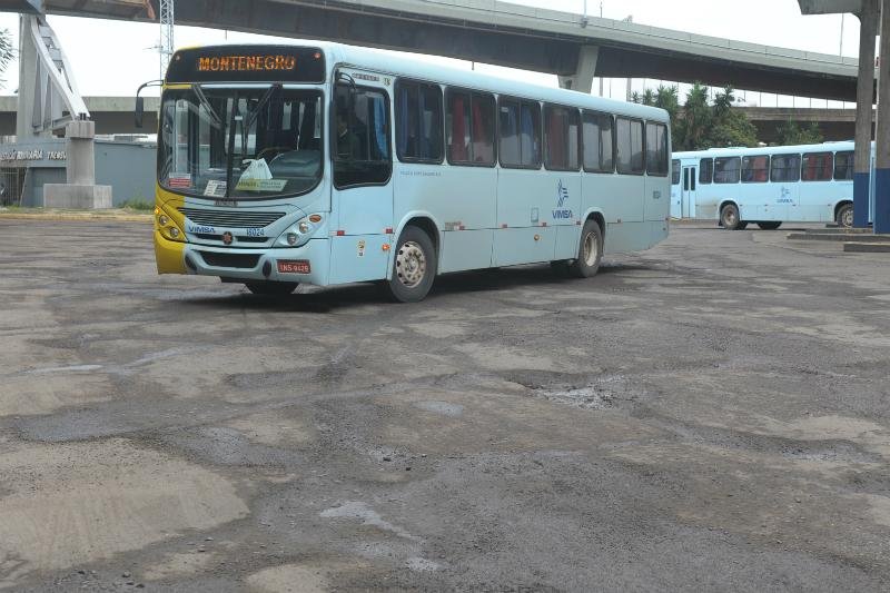 Daer vai iniciar recupera&ccedil;&atilde;o do pavimento da rodovi&aacute;ria na pr&oacute;xima semana