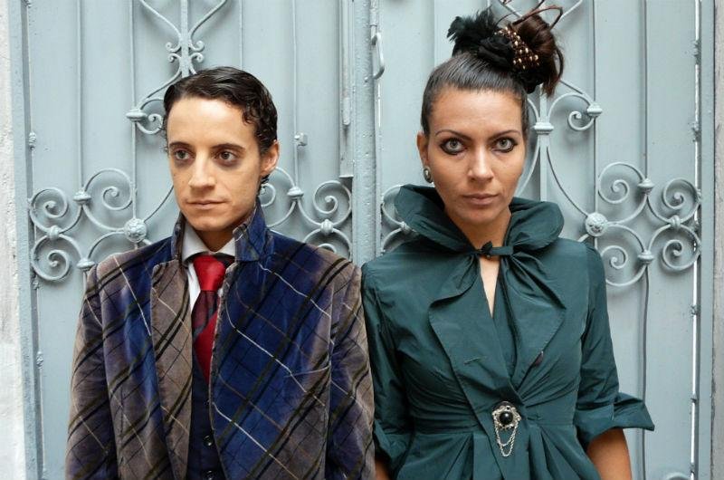 Ivan Nunes e Juliana Wolkmer est&atilde;o no elenco de As L&aacute;grimas de Her&aacute;clito