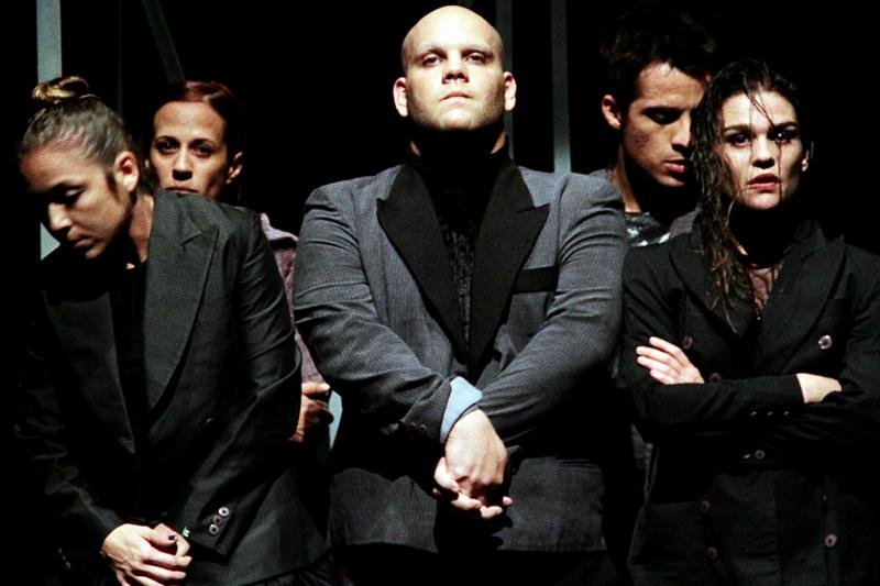 Espet&aacute;culo corre &agrave;s 18h no Theatro S&atilde;o Pedro