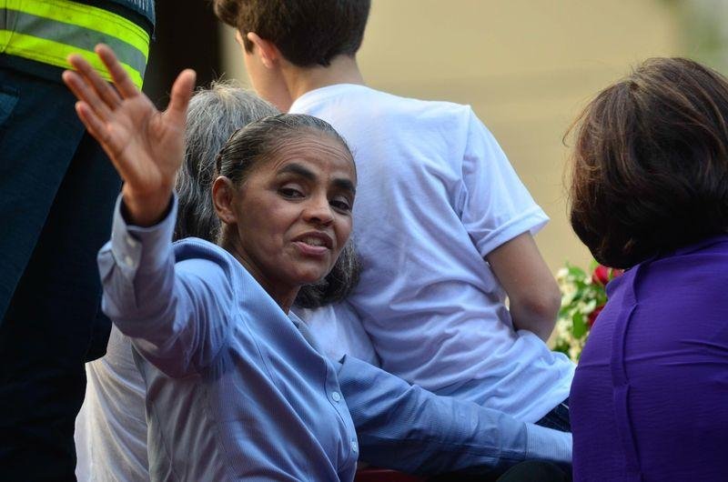 Marina empata com A&eacute;cio no 1&ordm; turno e com Dilma no 2&ordm;, aponta Datafolha