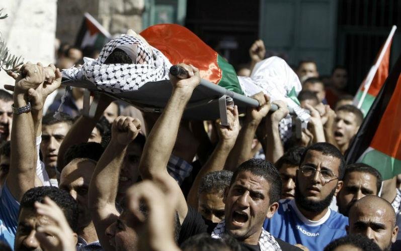 Balan&ccedil;o de mortos palestinos na ofensiva israelense em Gaza supera dois mil 